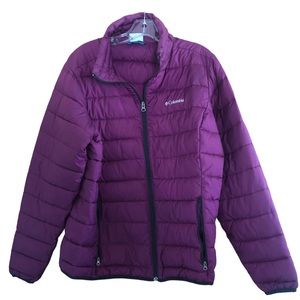 Columbia Puffer Eggplant color long sleeve jacket in size Large.Front pockets